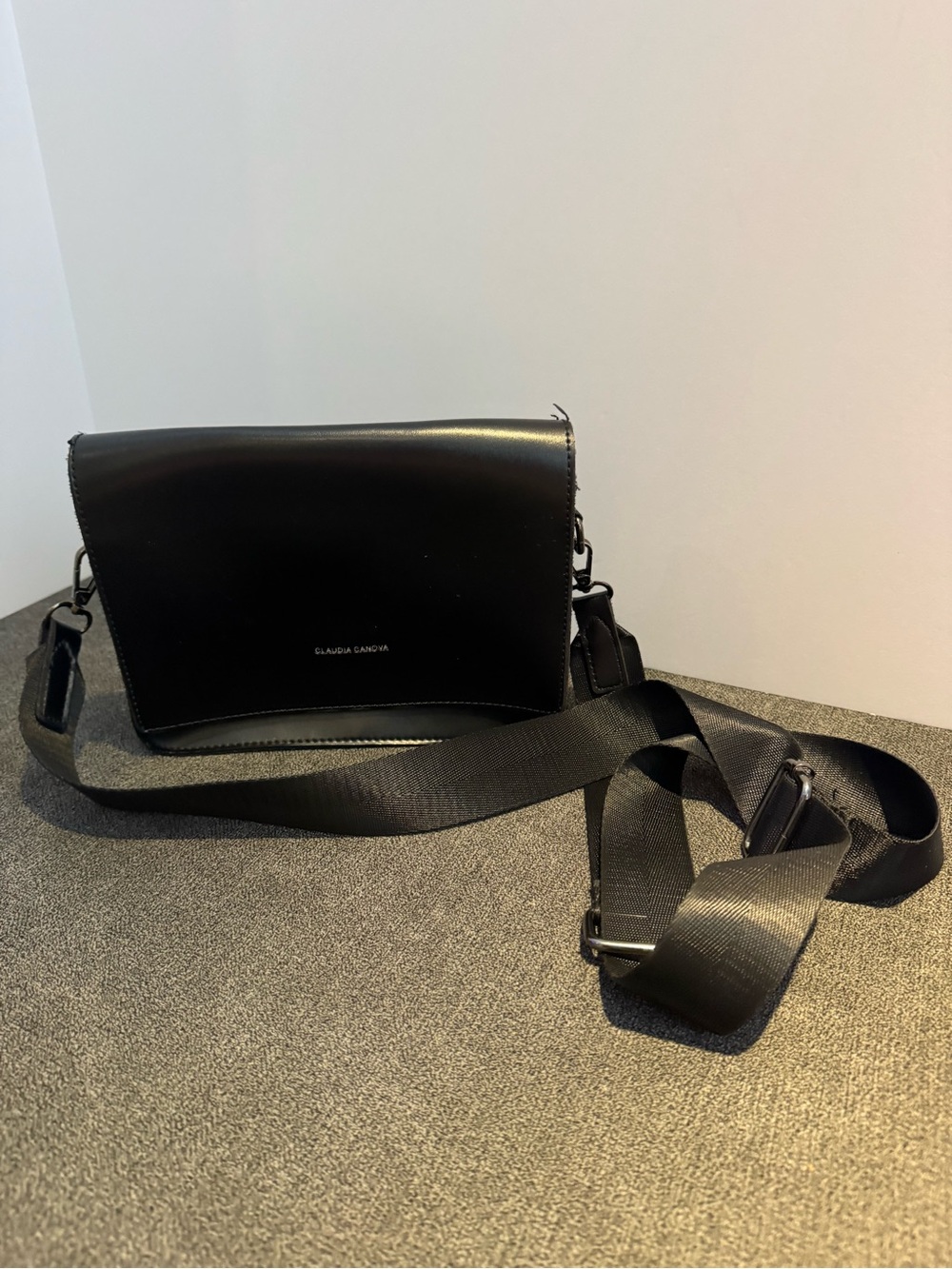 Claudia Canova Black Crossbody Messenger Bag